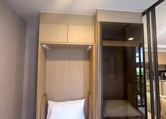 公寓 Stylish Modern View Asoke 曼谷